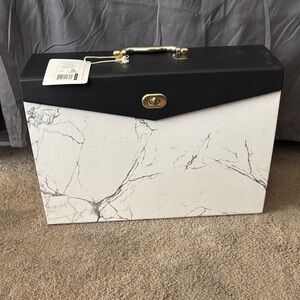 Black and White expanding Document Holder